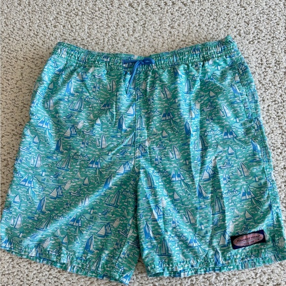 Vineyard Vines, Boys' Printed Chappy Swim Trunks, Size Large - Picture 1 of 6